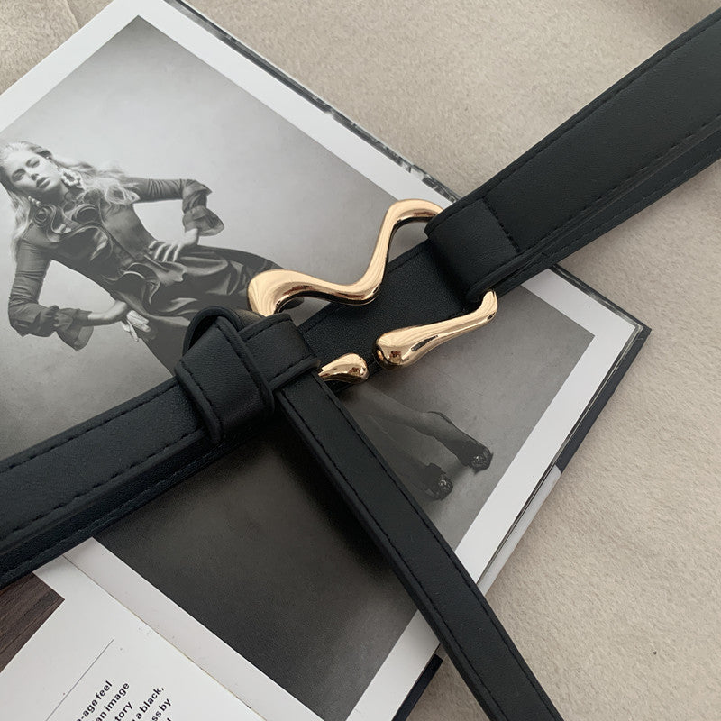 Ceinture fine avec décoration de nœud