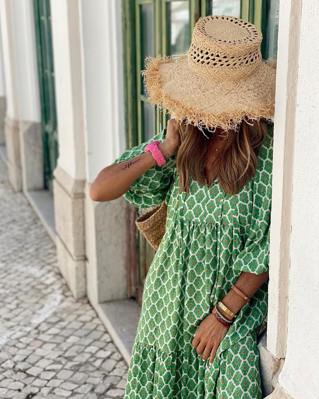 Robe bohème vintage, élégante, décontractée.