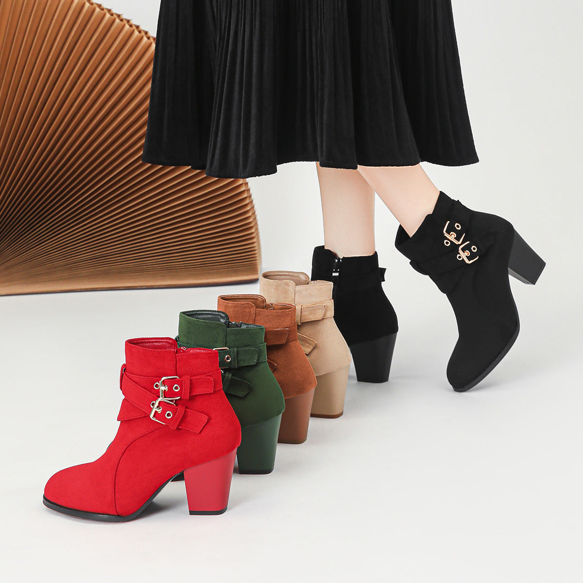 Bottines, tendance, confortables en daim