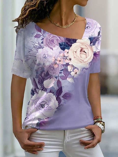 T-shirt asymétrique à col en V