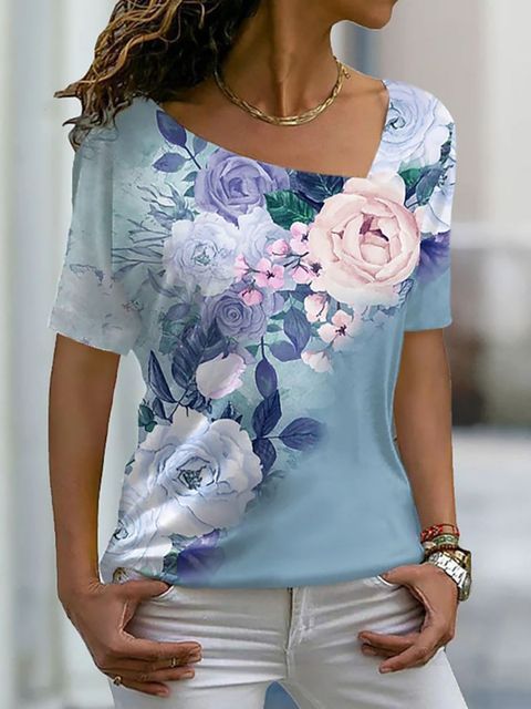 T-shirt asymétrique à col en V
