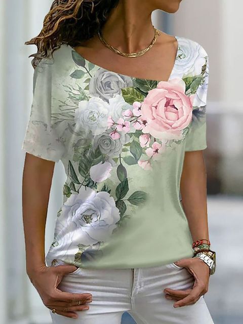T-shirt asymétrique à col en V