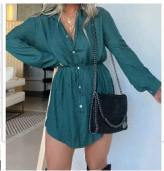 Combinaison à manches longues avec robe chemise boutonnée