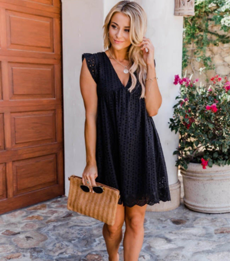 Robe en Dentelle avec Poches - Sans Manches