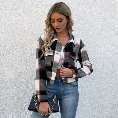 Veste courte à carreaux avec Poches.