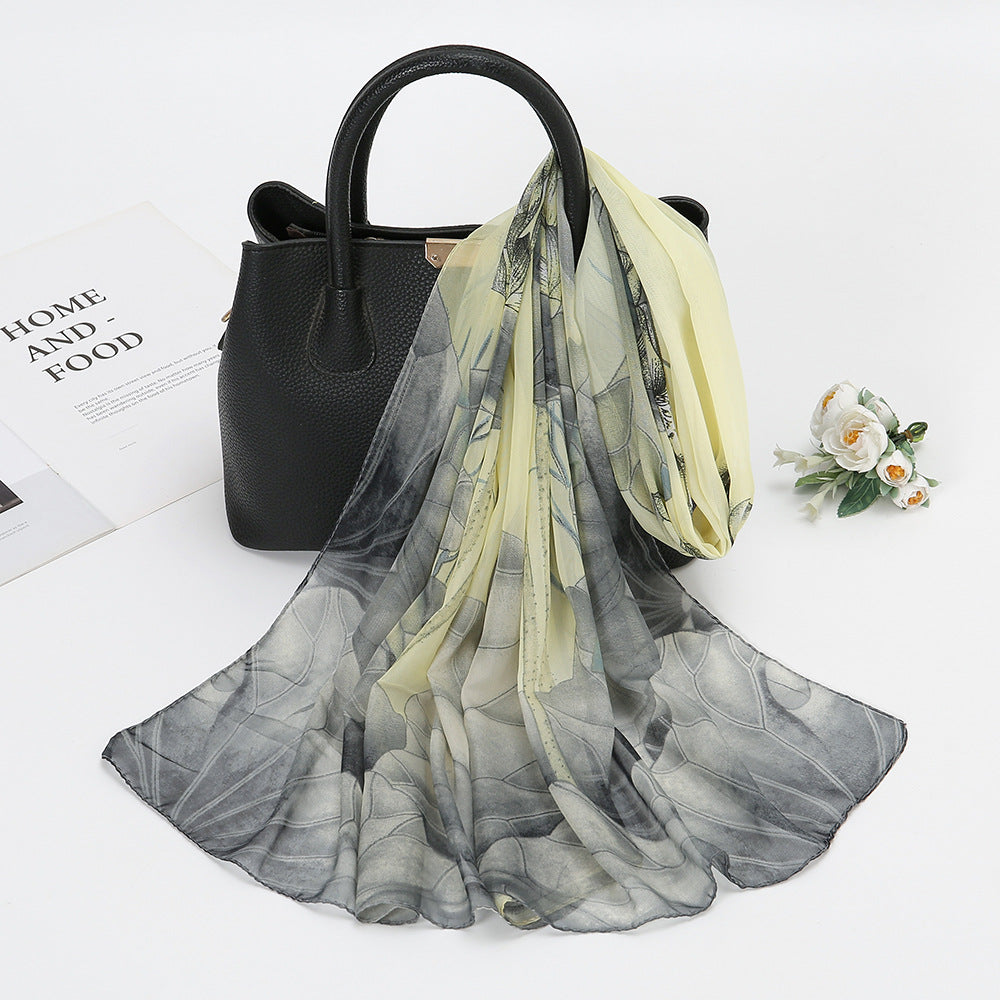 Foulard en soie  en mousseline fine