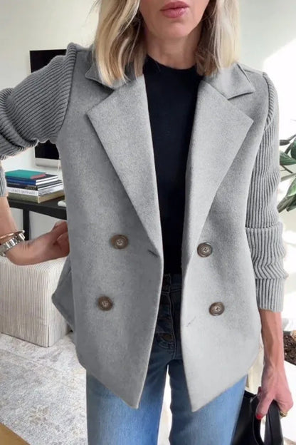 Veste Élégante – Double Boutonnage & Manches Tricotées