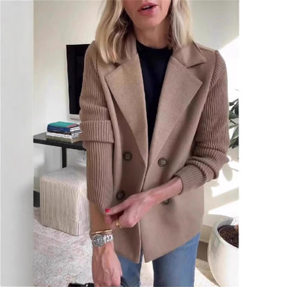 Veste Élégante – Double Boutonnage & Manches Tricotées
